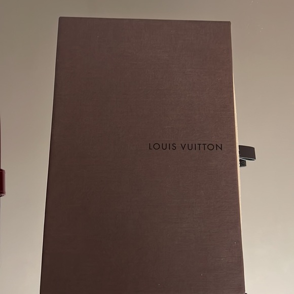 Louis Vuitton Red Vernis Agenda PM with Box🔥🔥🔥 - Picture 15 of 16